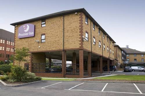 Premier Inn London Romford Central Екстериор снимка